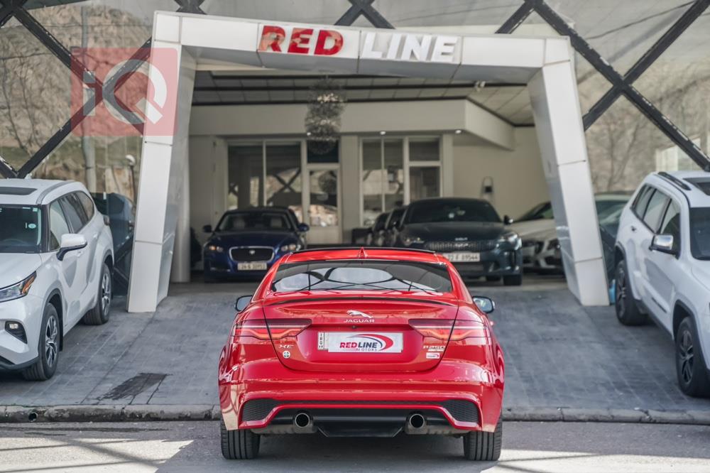 جاگوار XE